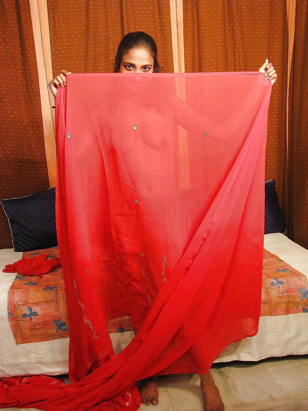 18P Indian call girl