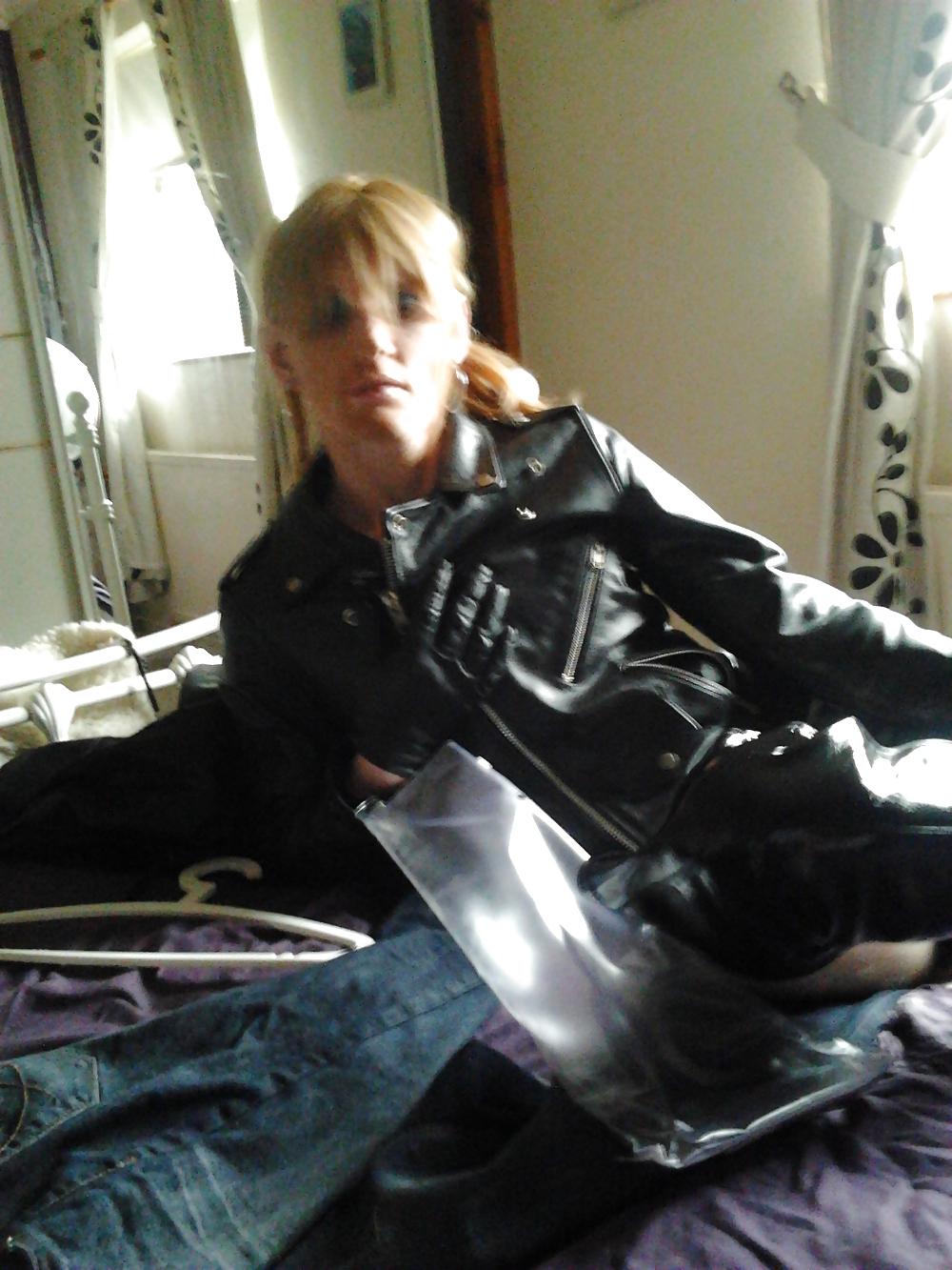 7P Leather  and thigh boots