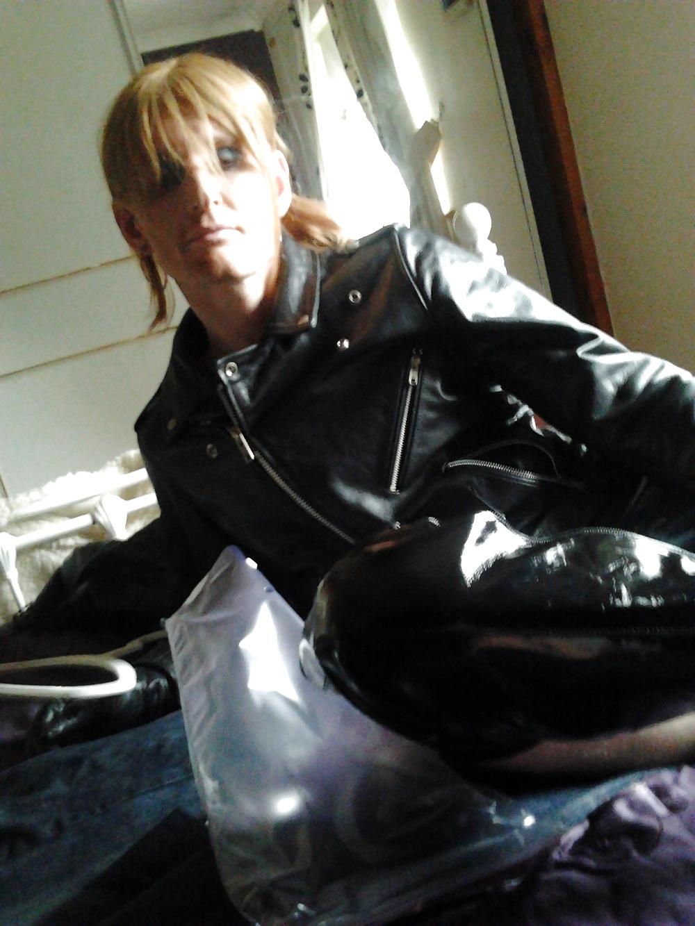 7P Leather  and thigh boots