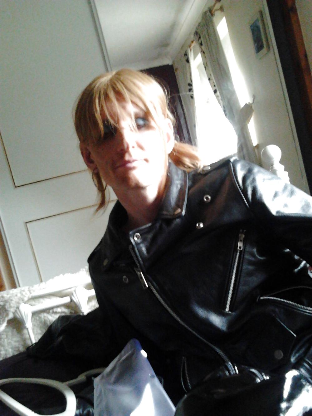 7P Leather  and thigh boots