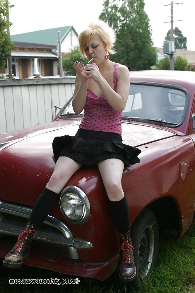 25P Smoking in cars