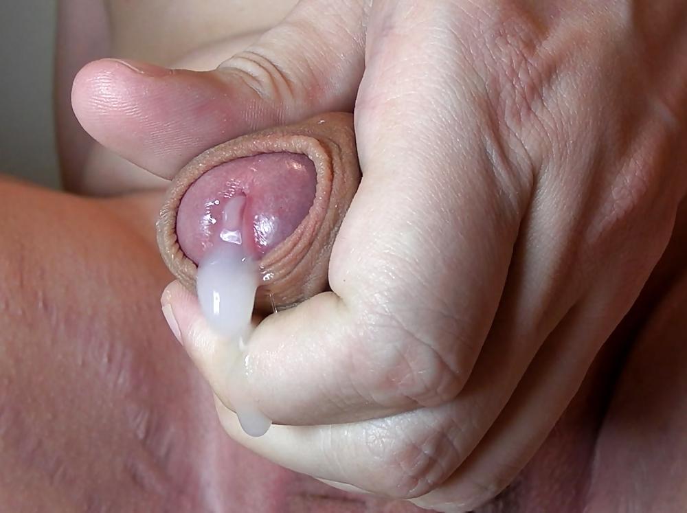 25P SPERM SHOOTING COCKHEAD!