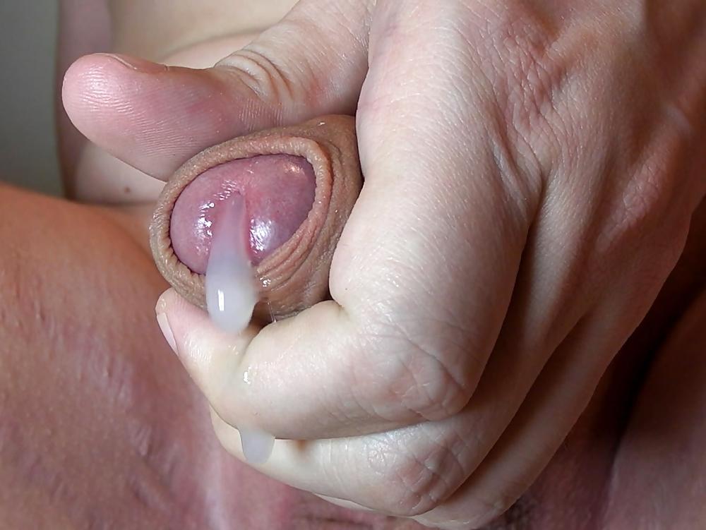 25P SPERM SHOOTING COCKHEAD!