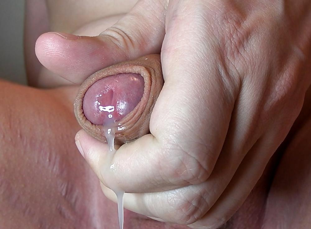 25P SPERM SHOOTING COCKHEAD!