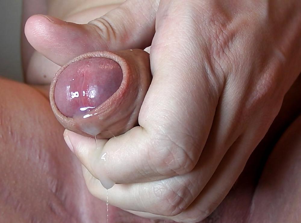 25P SPERM SHOOTING COCKHEAD!