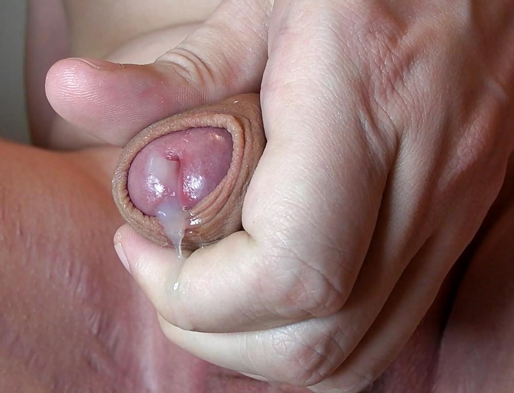 25P SPERM SHOOTING COCKHEAD!