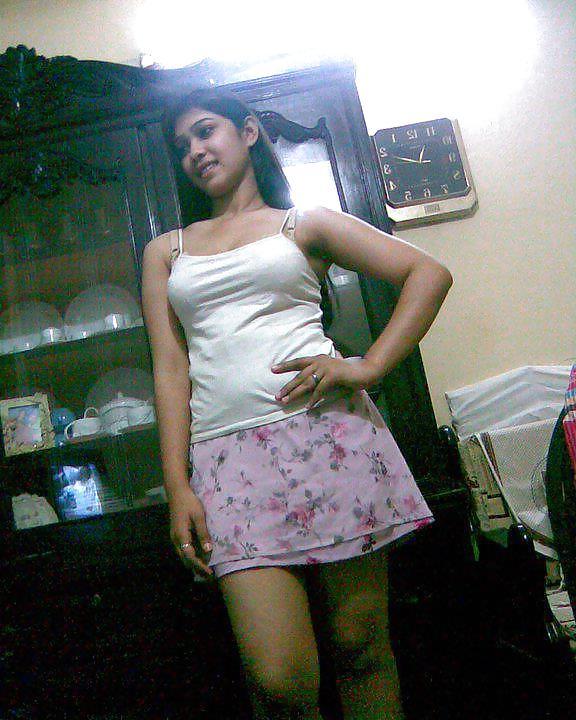 25P Indian non-nude hotties