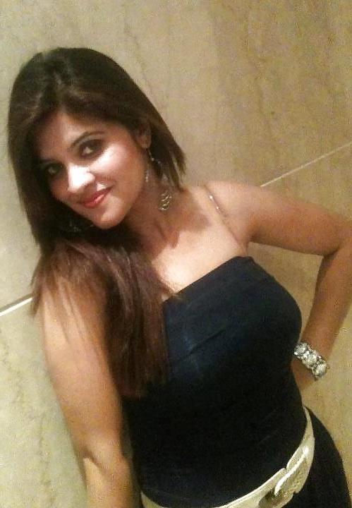 25P Indian non-nude hotties