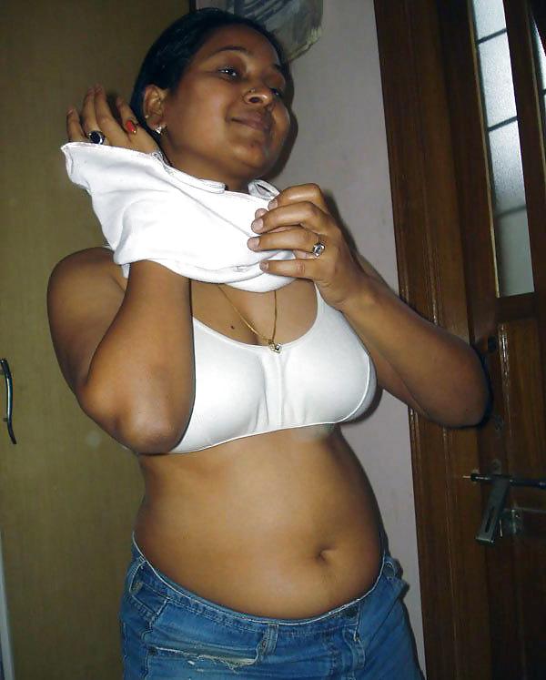14P Sexy indian mature
