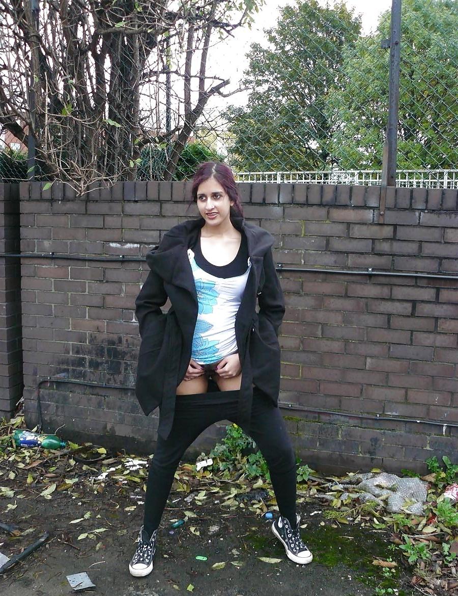 16P Indian girl outdoor