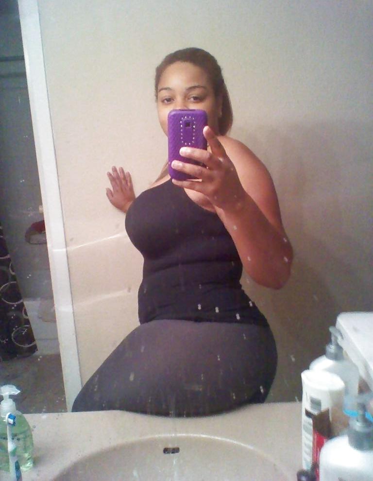 8P Pics to My I-Phone Red BONE