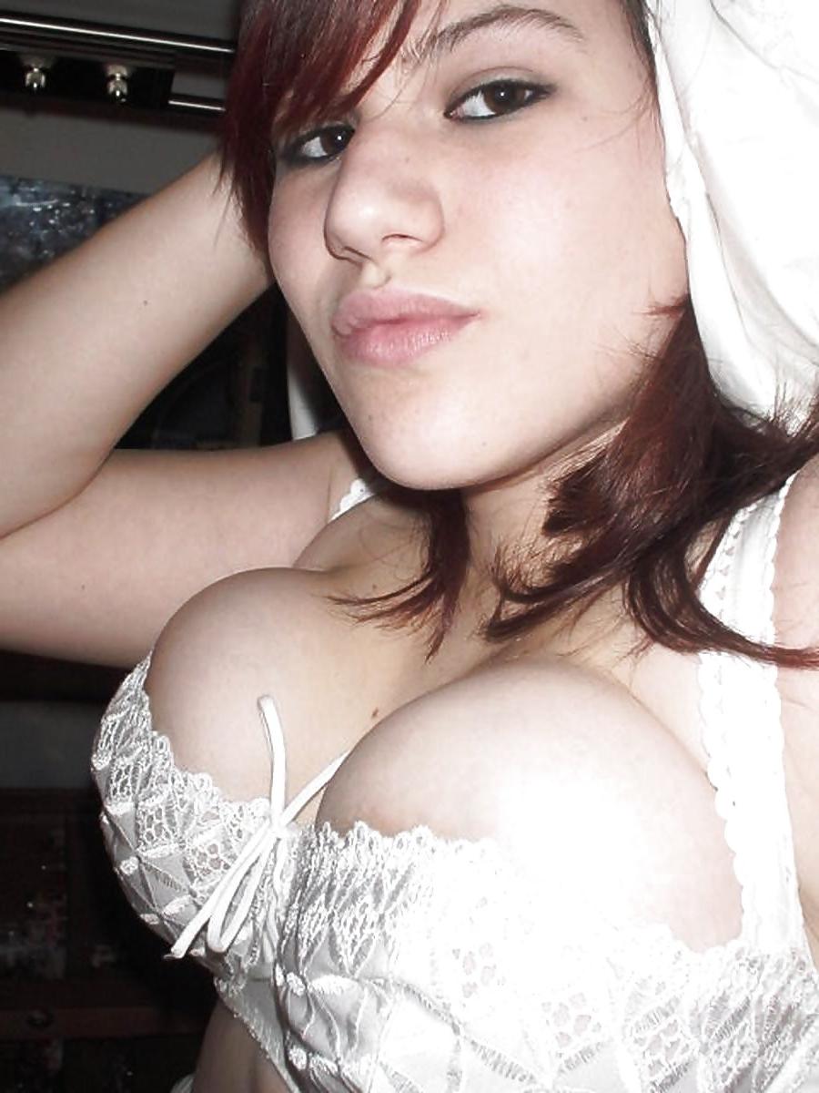 25P Big Boobs Cleavage by TROC