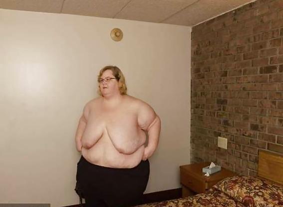 20P Busty women 307 (Saggy tits special)