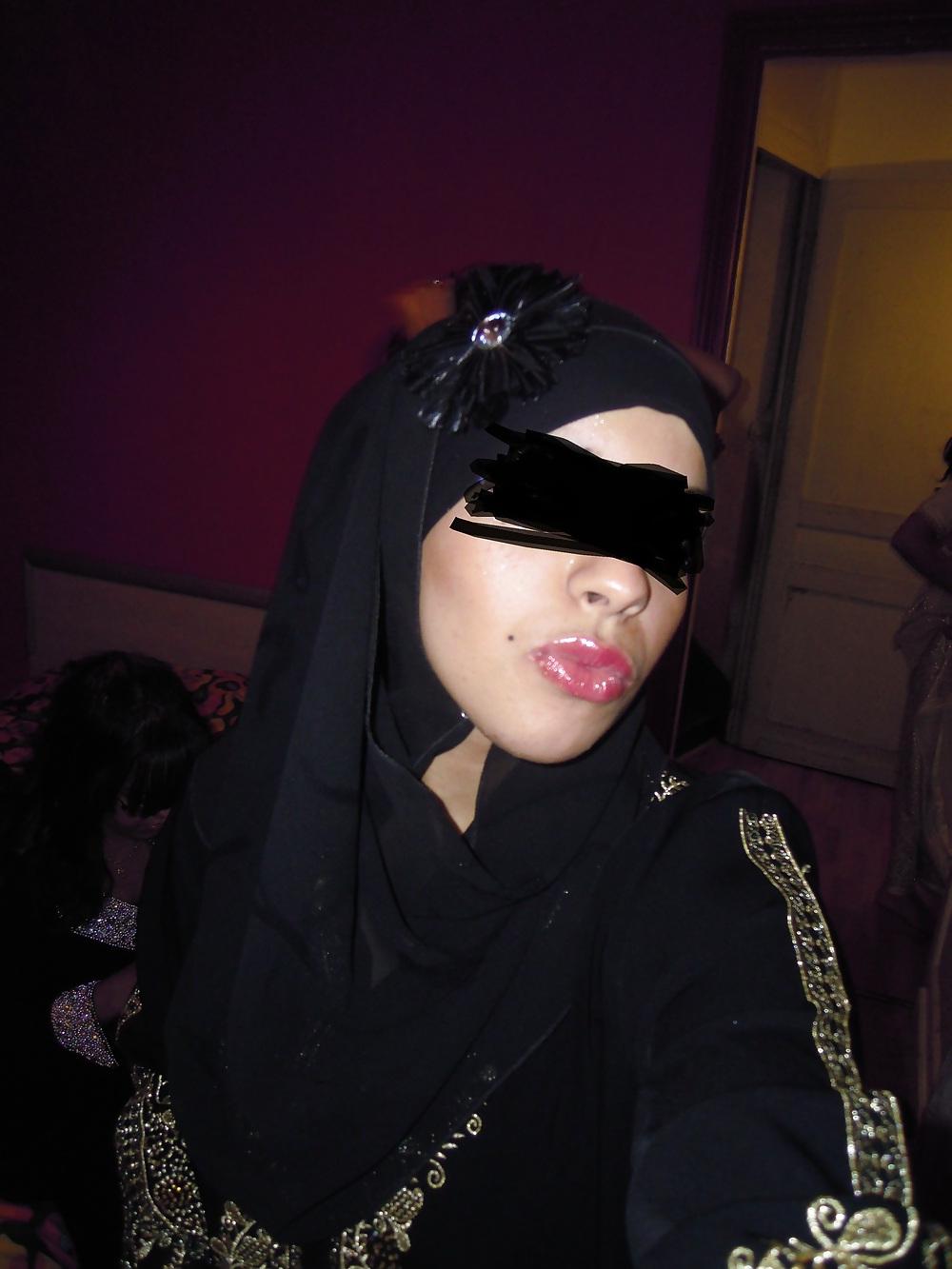 15P BEURETTE HIJAB