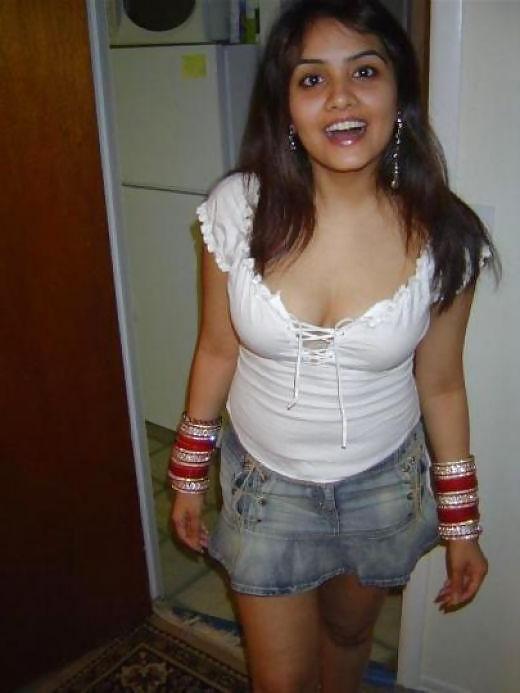 25P Indian chicks..