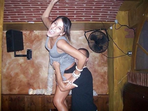 25P Where's your futur husband Irina ? In Irak. Ohh, cool..