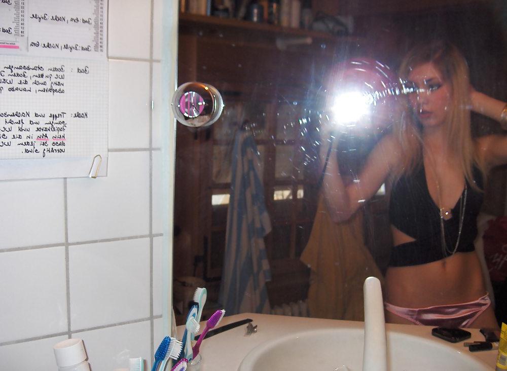 25P German Ex-girlfriend