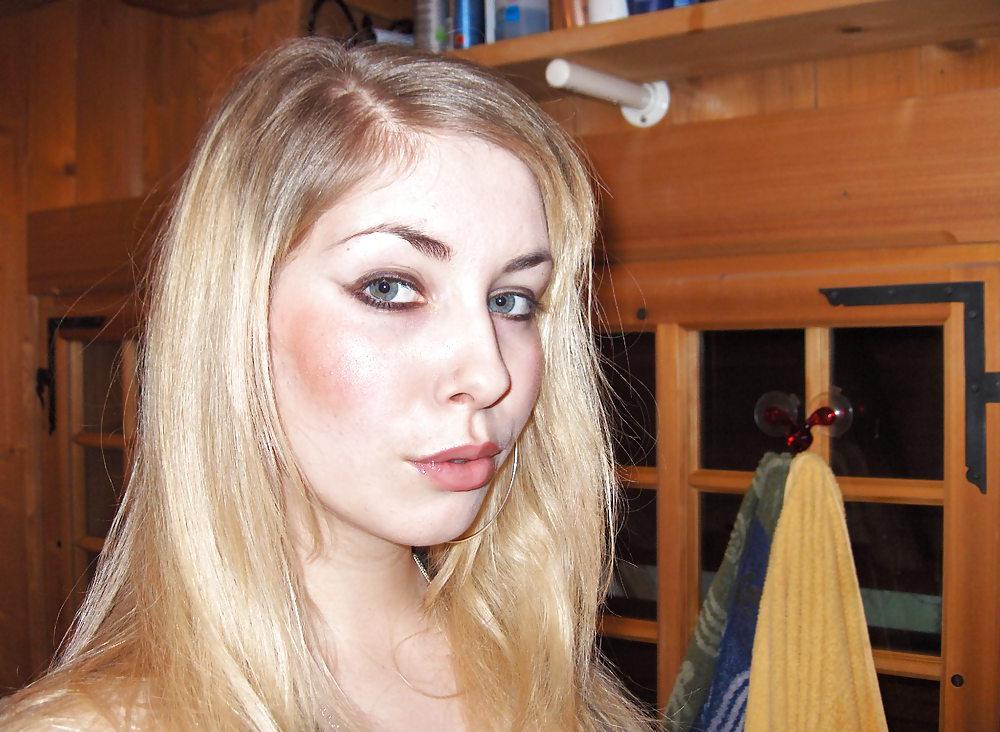 25P German Ex-girlfriend
