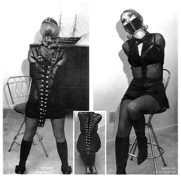 12P Vintage Bondage Queen Lyndia