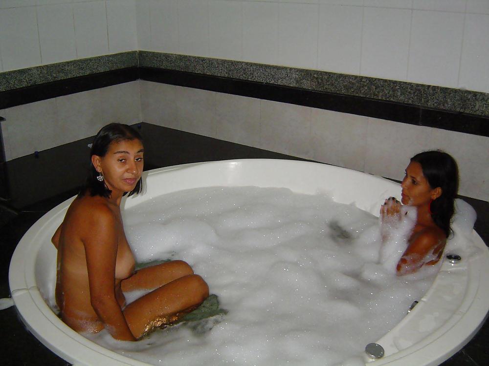 22P Indian girl on a white cock