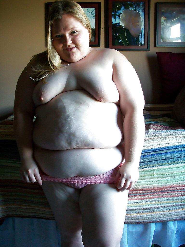 22P THREE AMATEUR FATTY GIRLS