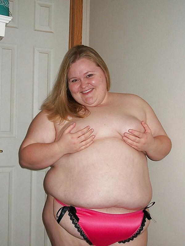 22P THREE AMATEUR FATTY GIRLS