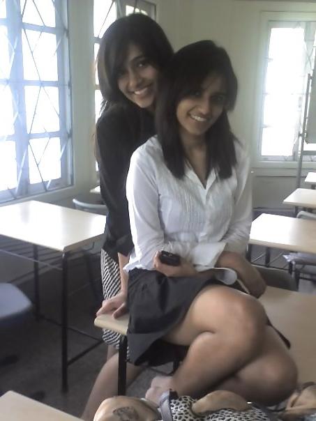 25P Indian Chicks