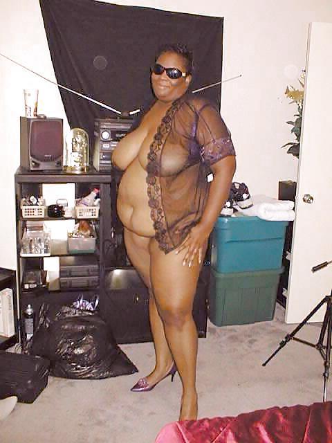 25P Big Boob Black Beauties