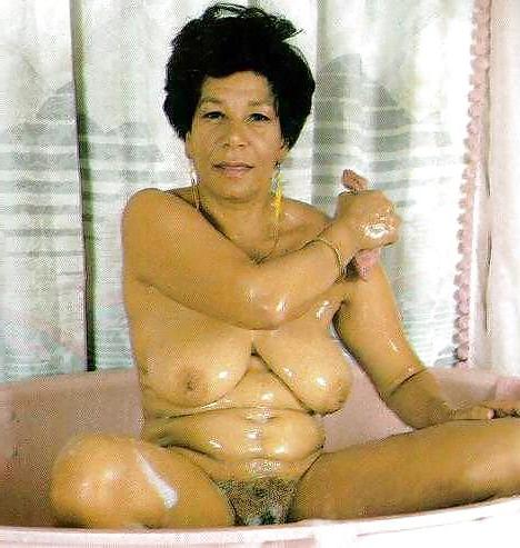 25P Big Boob Black Beauties