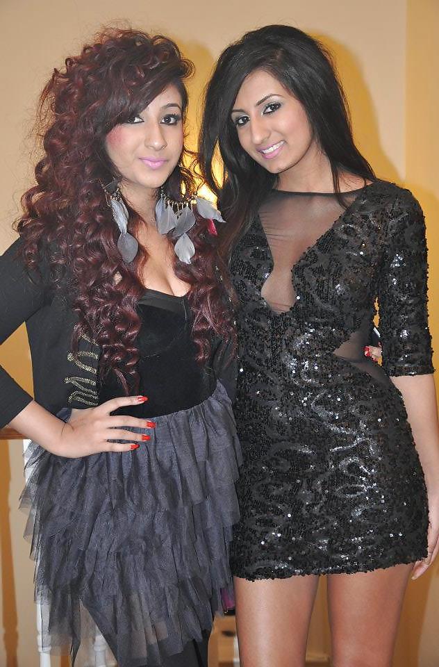 13P Uk indian paki uni slut for comments
