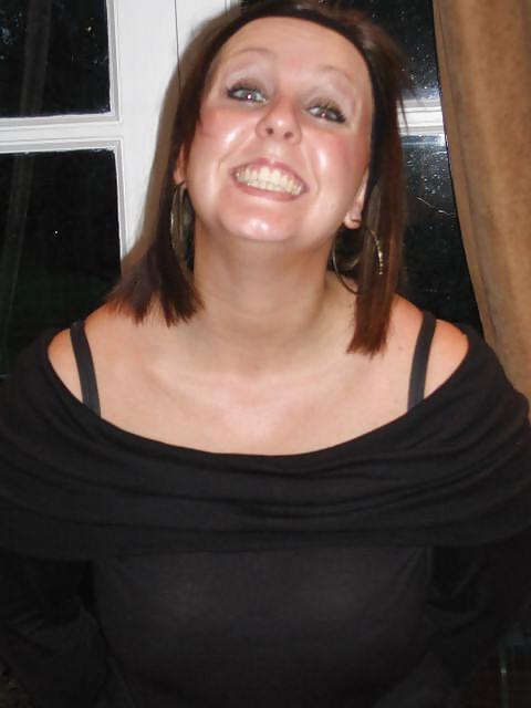 25P A Couple Nice Milfs