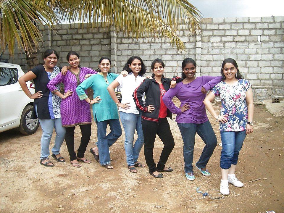 25P Crazy girls....