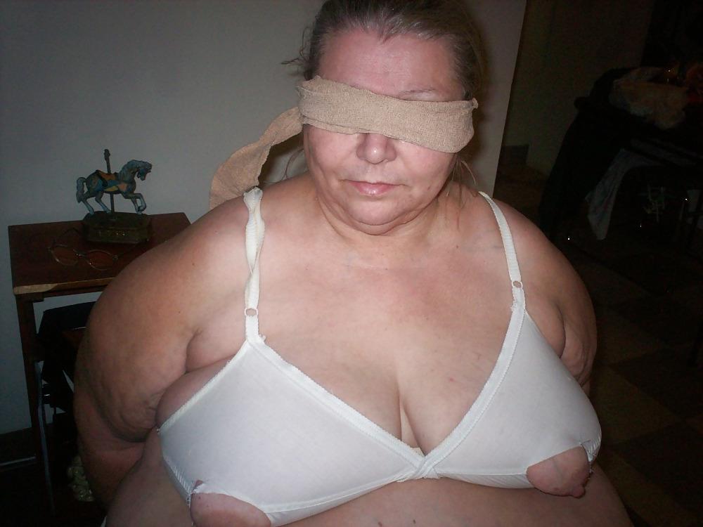8P Lite bondage pics 