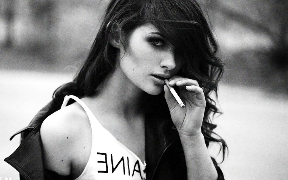 11P Smoking 007 - Black and White