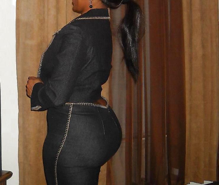 15P Sexy milf 2