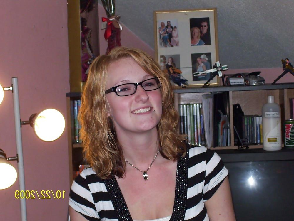 25P Perky & Pretty Teen