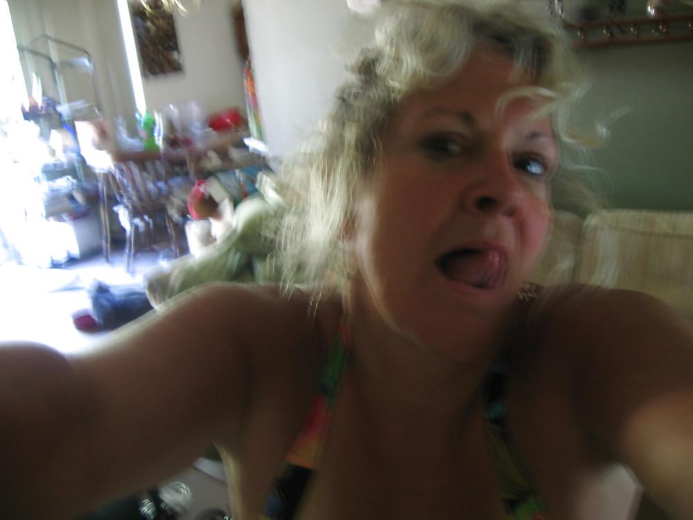 13P Big grannies , stockings and huge asses