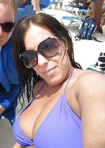 25P My wife's friend's looking hot!