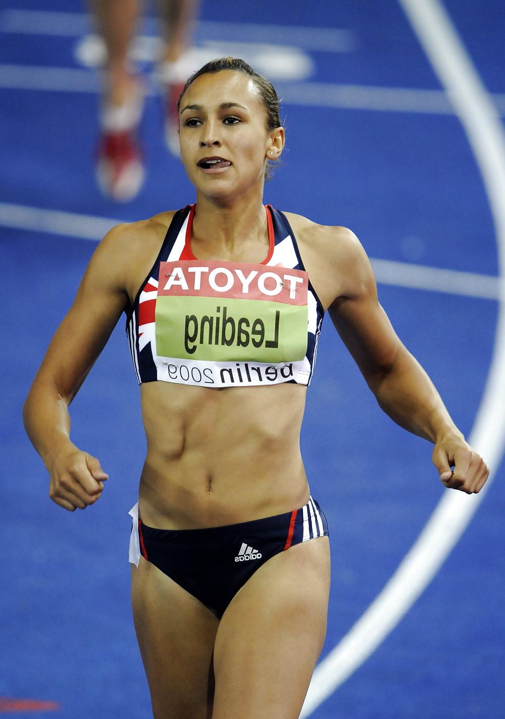 25P Sexy and Hot Sport Girls ... !!!