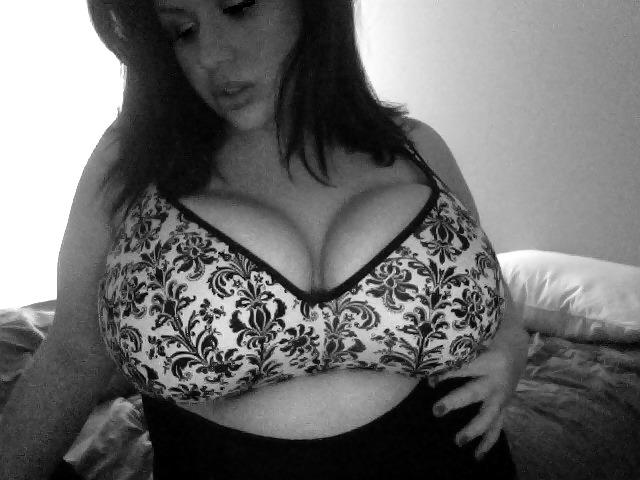 25P Big boobs cute brunette 