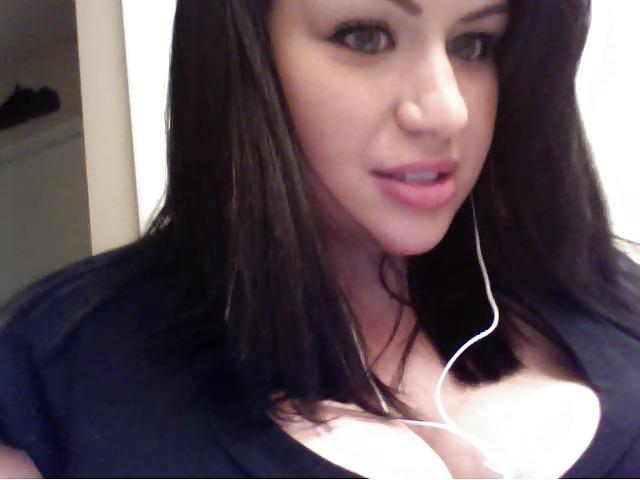 25P Big boobs cute brunette 