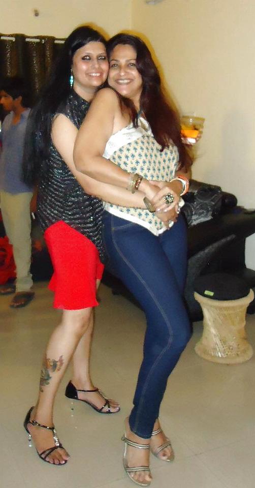 25P Sexy indian (NON NUDE)