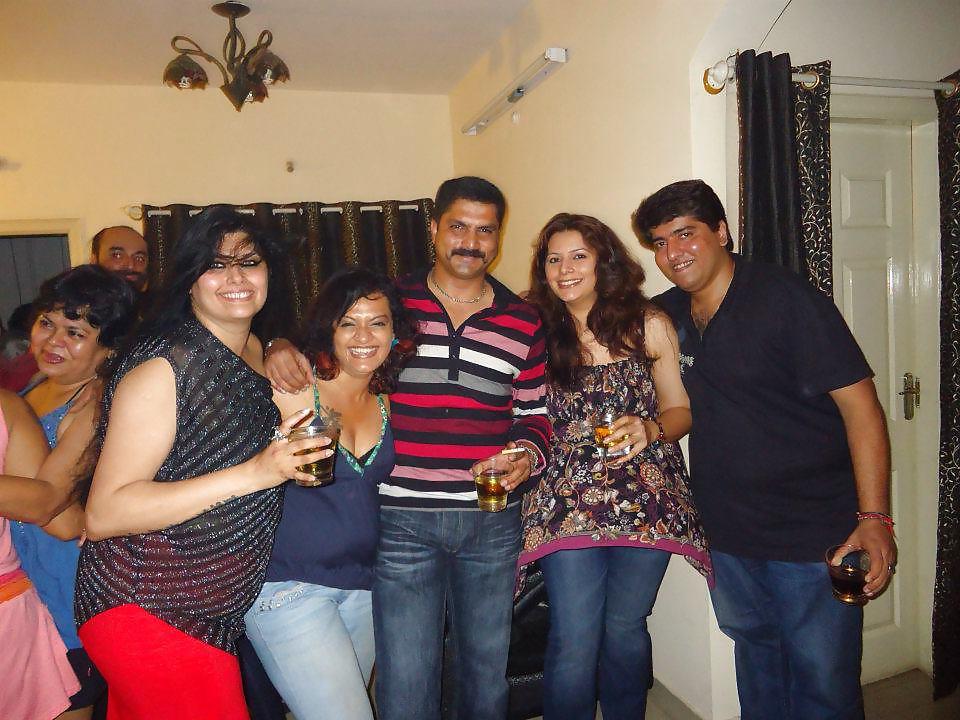 25P Sexy indian (NON NUDE)