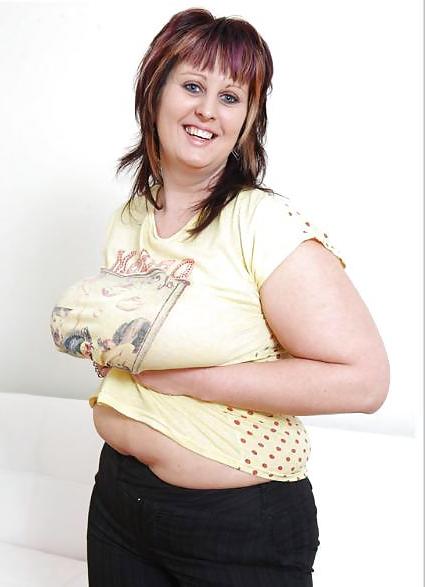 20P Young girl with big saggy tits.