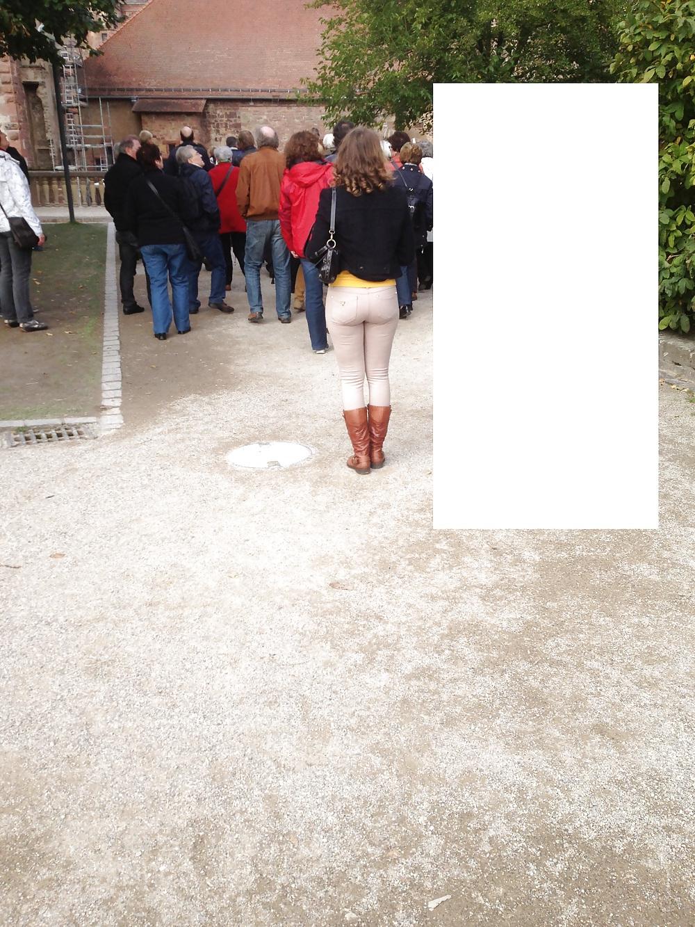 23P Candid Ass in tight Jeans and Boots - Voyeur