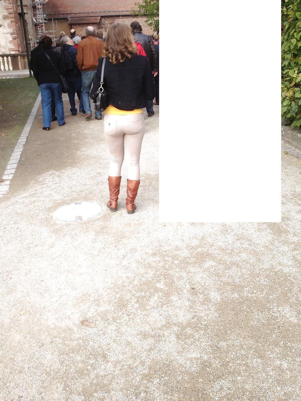 23P Candid Ass in tight Jeans and Boots - Voyeur