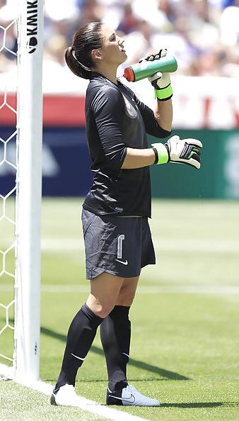 25P Hope Solo collection