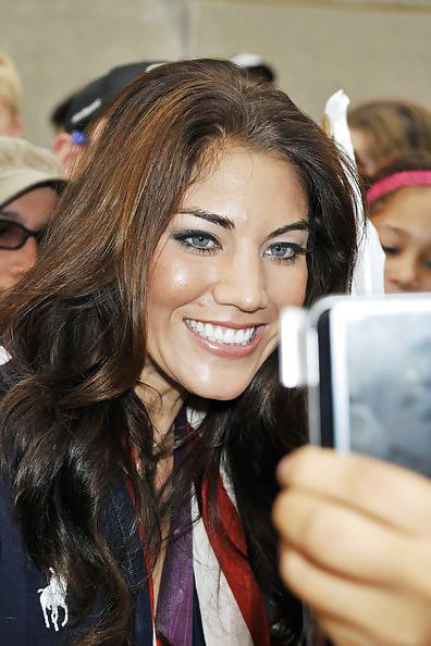 25P Hope Solo collection