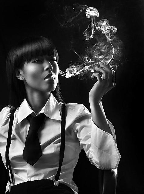 24P Smoking with elegance