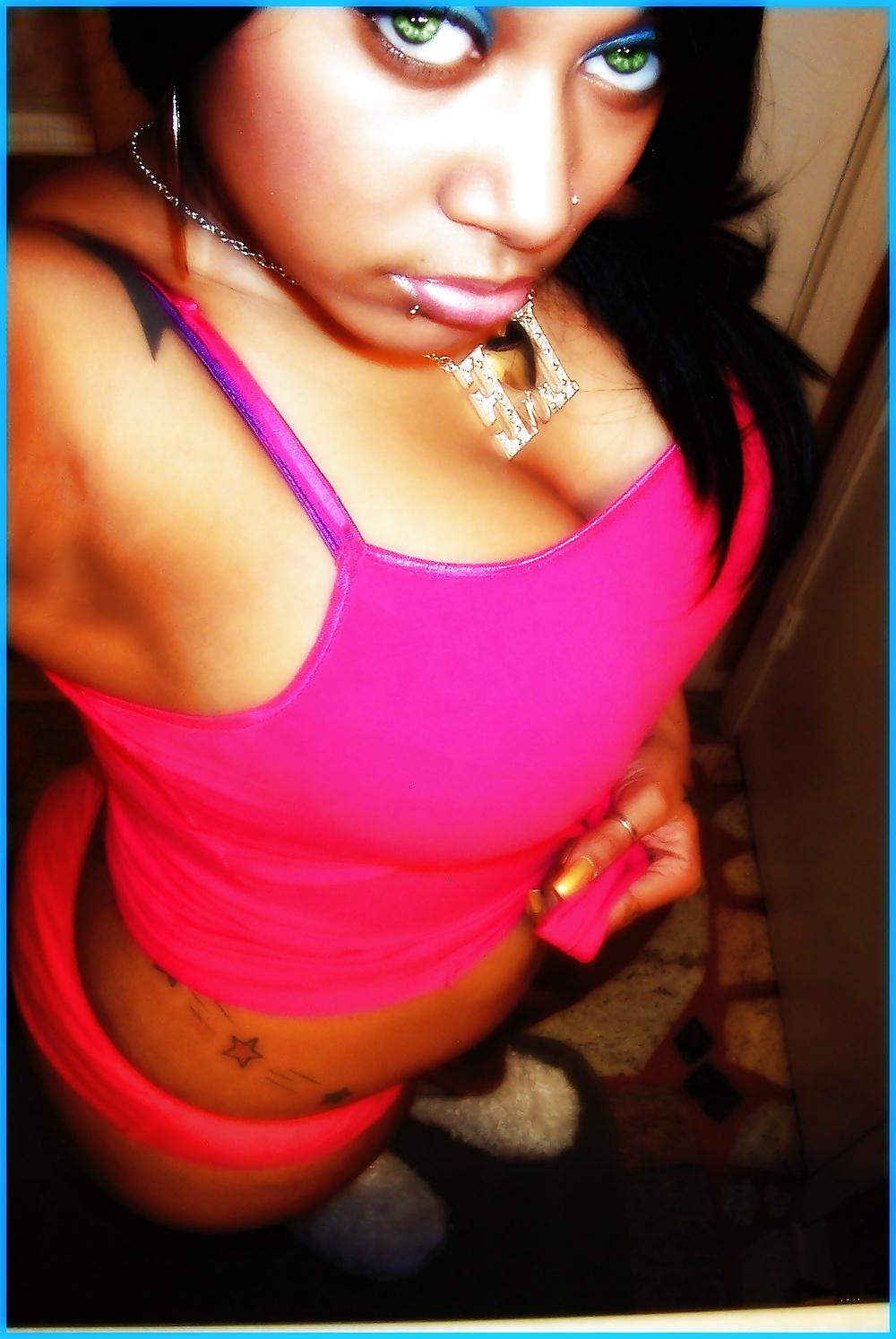 23P Huge Tits Girl from New Orleans
